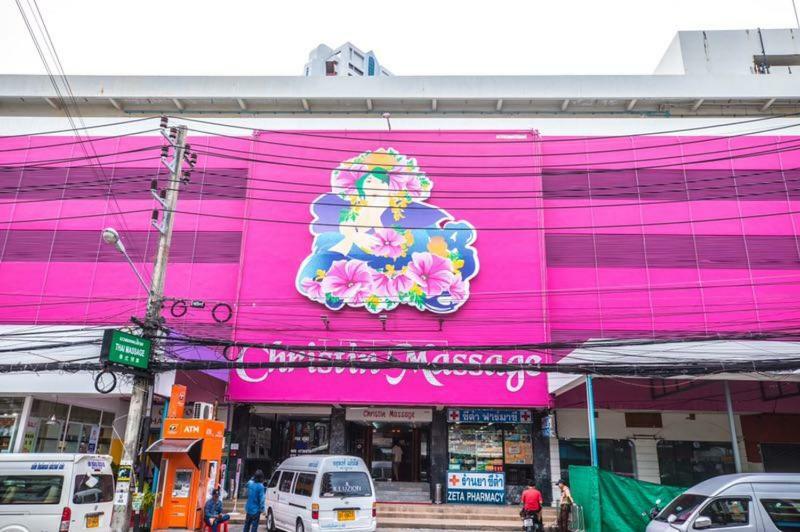 Отель Sino House Patong Экстерьер фото