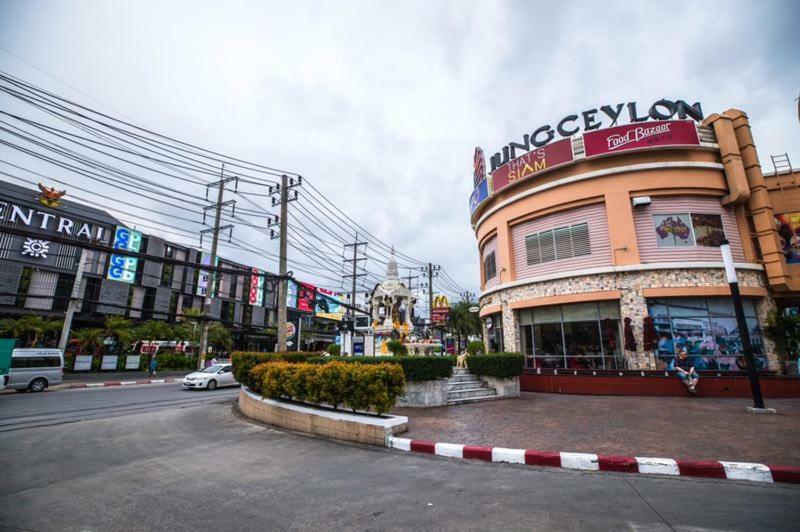 Отель Sino House Patong Экстерьер фото