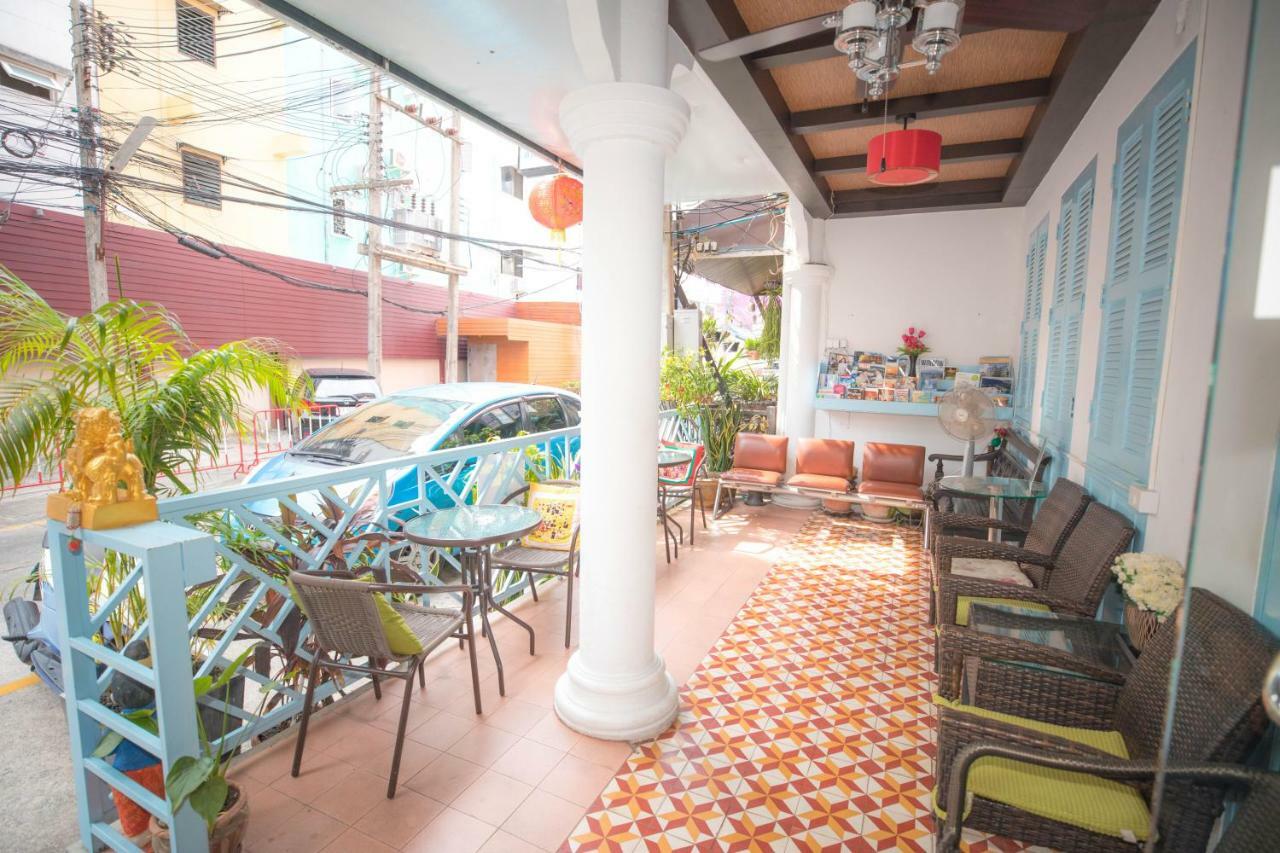 Отель Sino House Patong Экстерьер фото